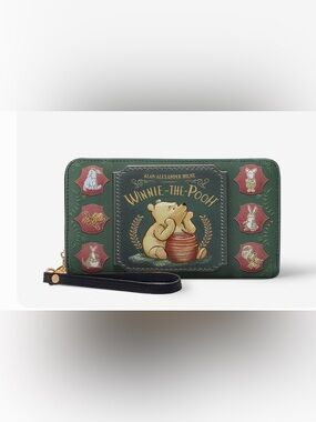 Winnie-the-Pooh “Hundred Acres Dream” Wallet Wristlet